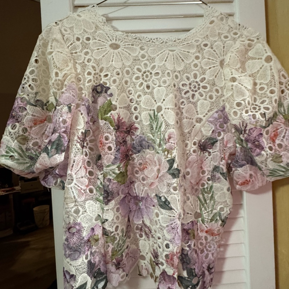 NWOT Floral Lace Women Top